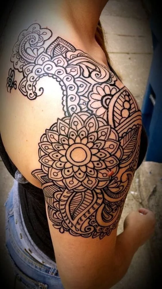 32 Most Awesome Shoulder Tattoo Ideas  PROJAQK