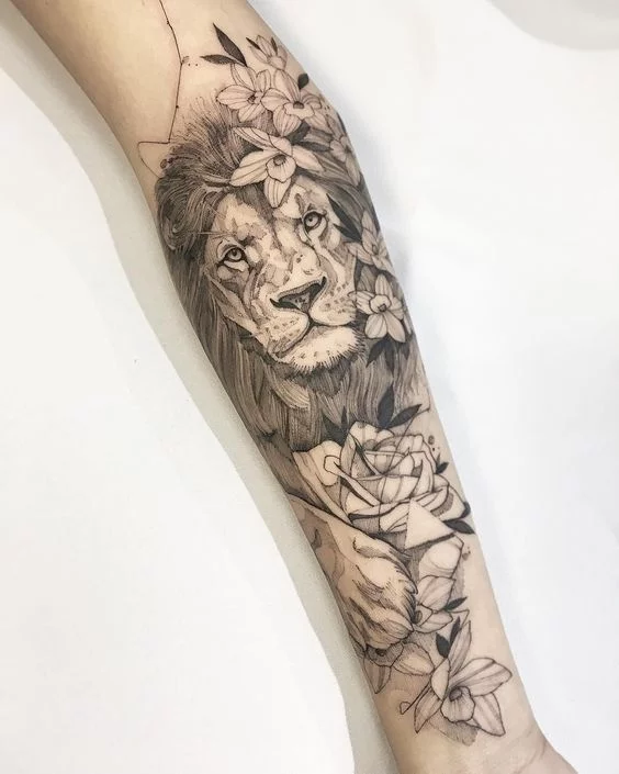 Lion Tattoos  meaning lions with crowns  more  CB Ink Tattoo