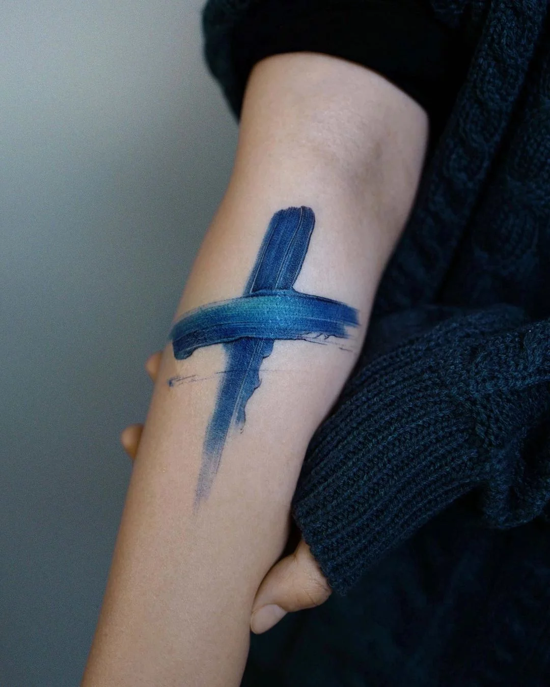 3 cross tattoo  design ideas and meaning  WithTattocom